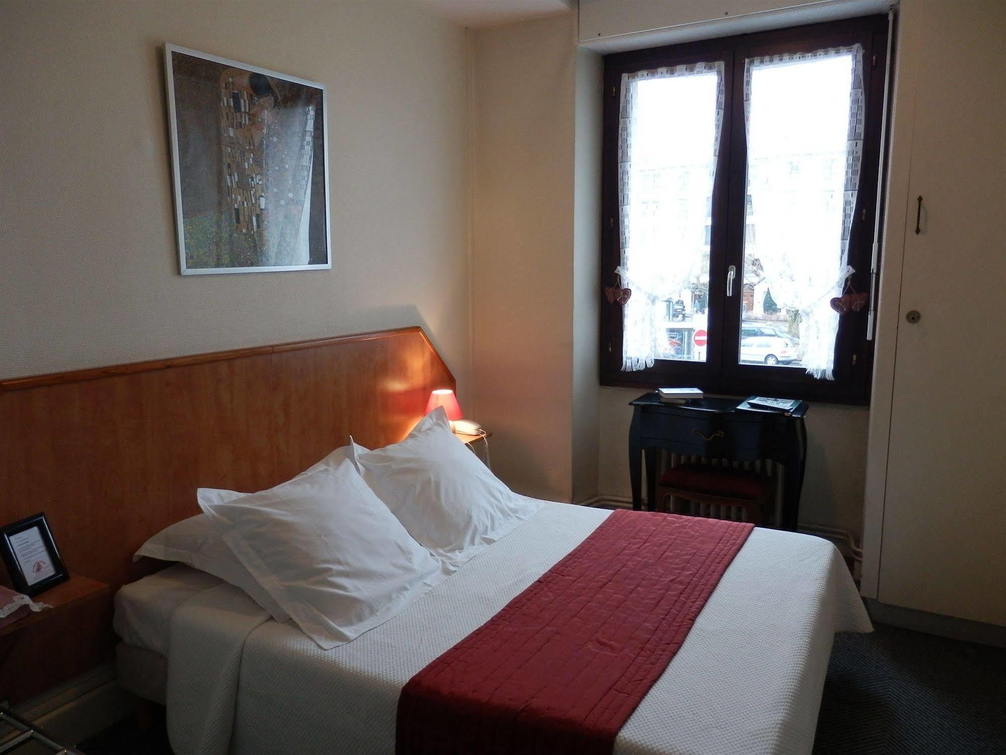 Le Comte Rouge Hotel Thonon-les-Bains Exterior photo